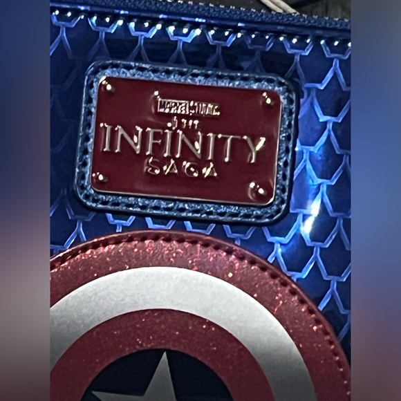 NWT Loungefly Marvel Captain America infinity war flap wallet - Picture 7 of 8